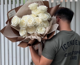 Bó 15 cành hoa hồng trắng nhập